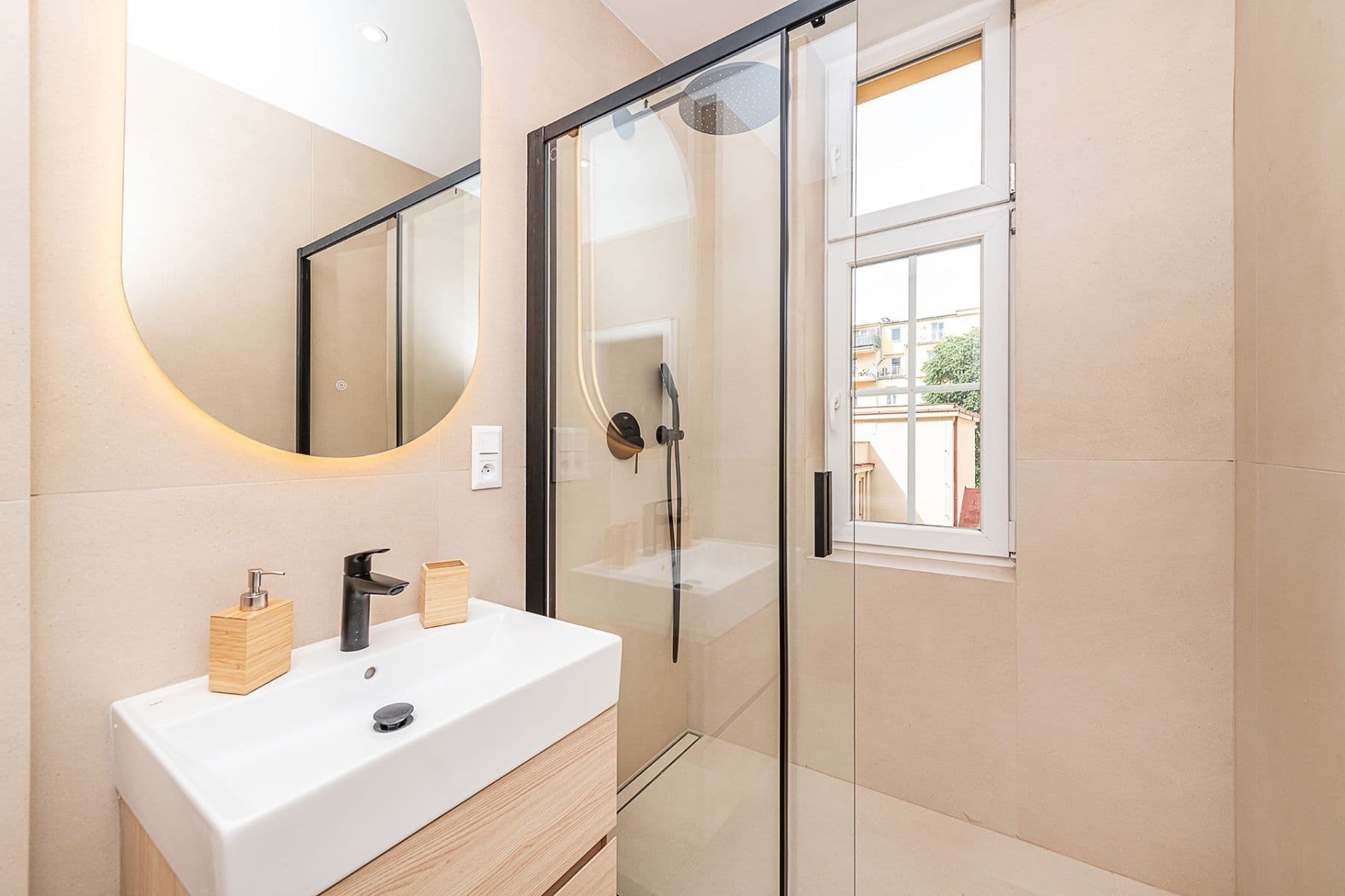 Prodej bytu 2+kk 51 m², Dělnická, Praha, Praha Prodej bytu 2+kk 51 m², Dělnická, Praha, Praha