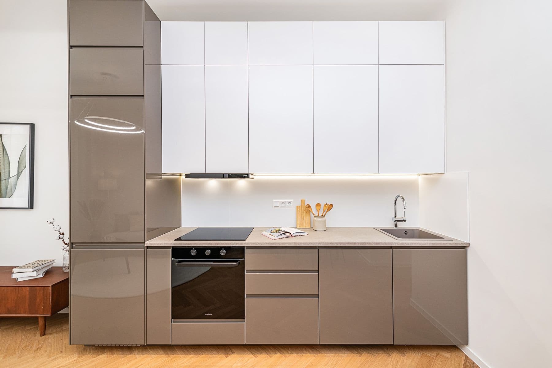 Prodej bytu 2+kk 51 m², Dělnická, Praha, Praha Prodej bytu 2+kk 51 m², Dělnická, Praha, Praha