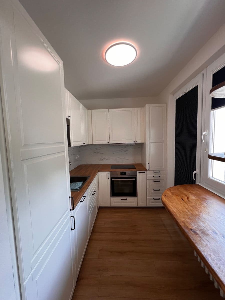 Pronájem bytu 2+1 47 m², Veternicová, Karlova Ves, Bratislavský kraj Pronájem bytu 2+1 47 m², Veternicová, Karlova Ves, Bratislavský kraj