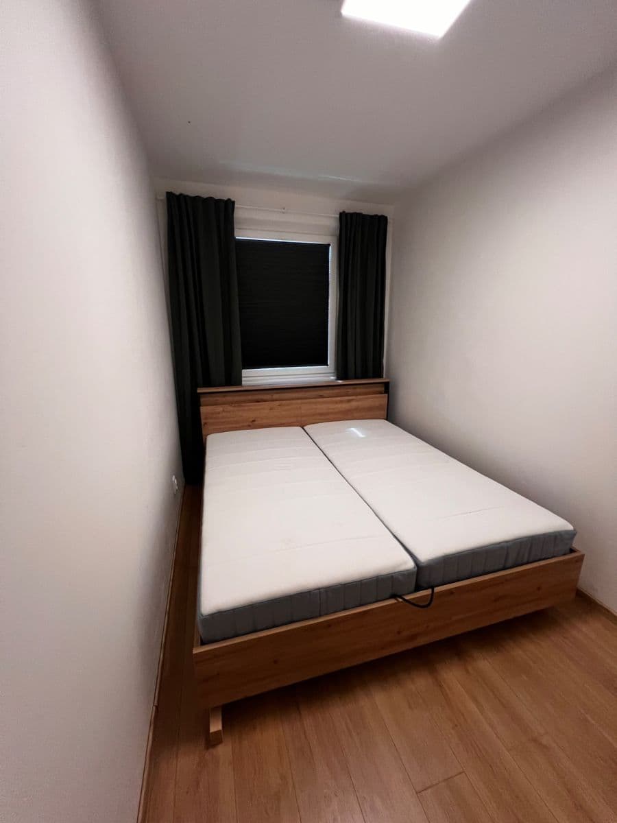 Pronájem bytu 2+1 47 m², Veternicová, Karlova Ves, Bratislavský kraj Pronájem bytu 2+1 47 m², Veternicová, Karlova Ves, Bratislavský kraj