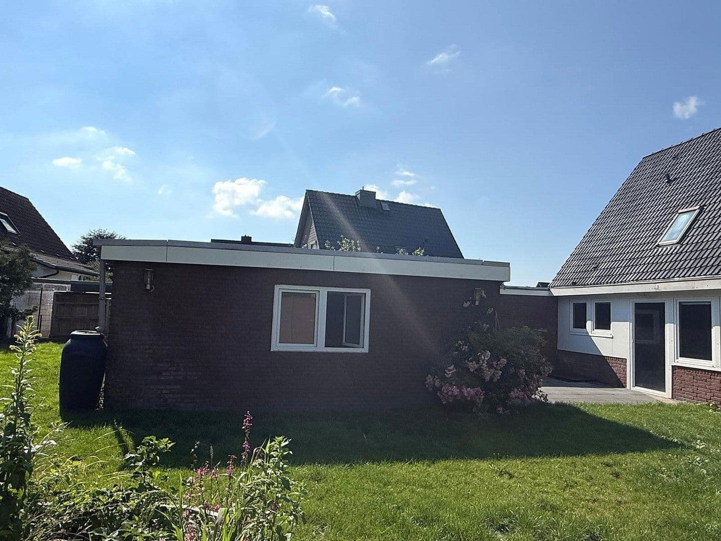 Prodej domu 141 m², pozemek 791 m², Voßmoor 47, Moorrege, Šlesvicko-Holštýnsko Prodej domu 141 m², pozemek 791 m², Voßmoor 47, Moorrege, Šlesvicko-Holštýnsko
