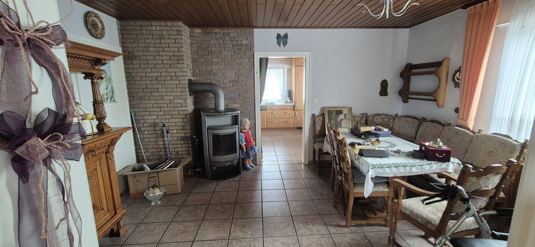 Pronájem bytu 3+1 110 m², Eudenbacherstr 134, Königswinter, Severní Porýní-Vestfálsko Pronájem bytu 3+1 110 m², Eudenbacherstr 134, Königswinter, Severní Porýní-Vestfálsko