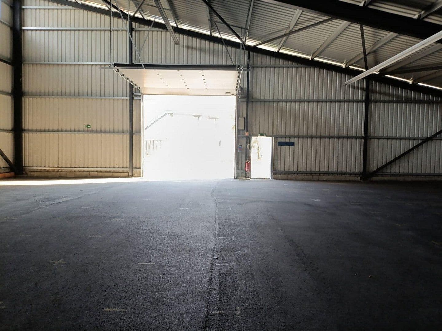 Pronájem nebytového prostoru 1.108 m², Im Gewerbepark 1, Hunderdorf, Bavorsko Pronájem nebytového prostoru 1.108 m², Im Gewerbepark 1, Hunderdorf, Bavorsko