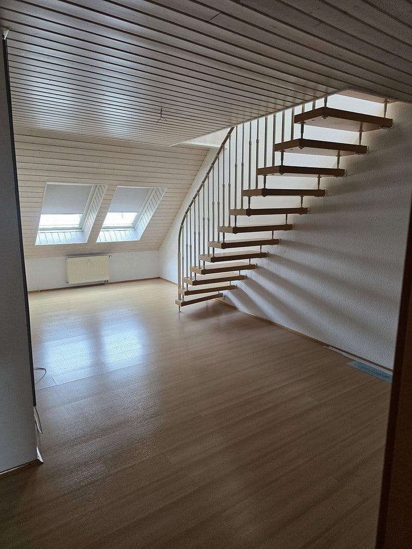 Pronájem bytu 3+1 55 m², Durmersheim, Bádensko-Württembersko Pronájem bytu 3+1 55 m², Durmersheim, Bádensko-Württembersko