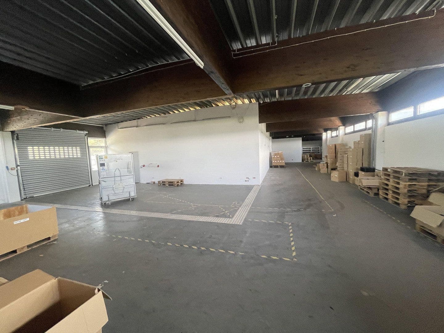 Pronájem nebytového prostoru 734 m², Lauterbachstraße 89, Eggenfelden, Bavorsko Pronájem nebytového prostoru 734 m², Lauterbachstraße 89, Eggenfelden, Bavorsko