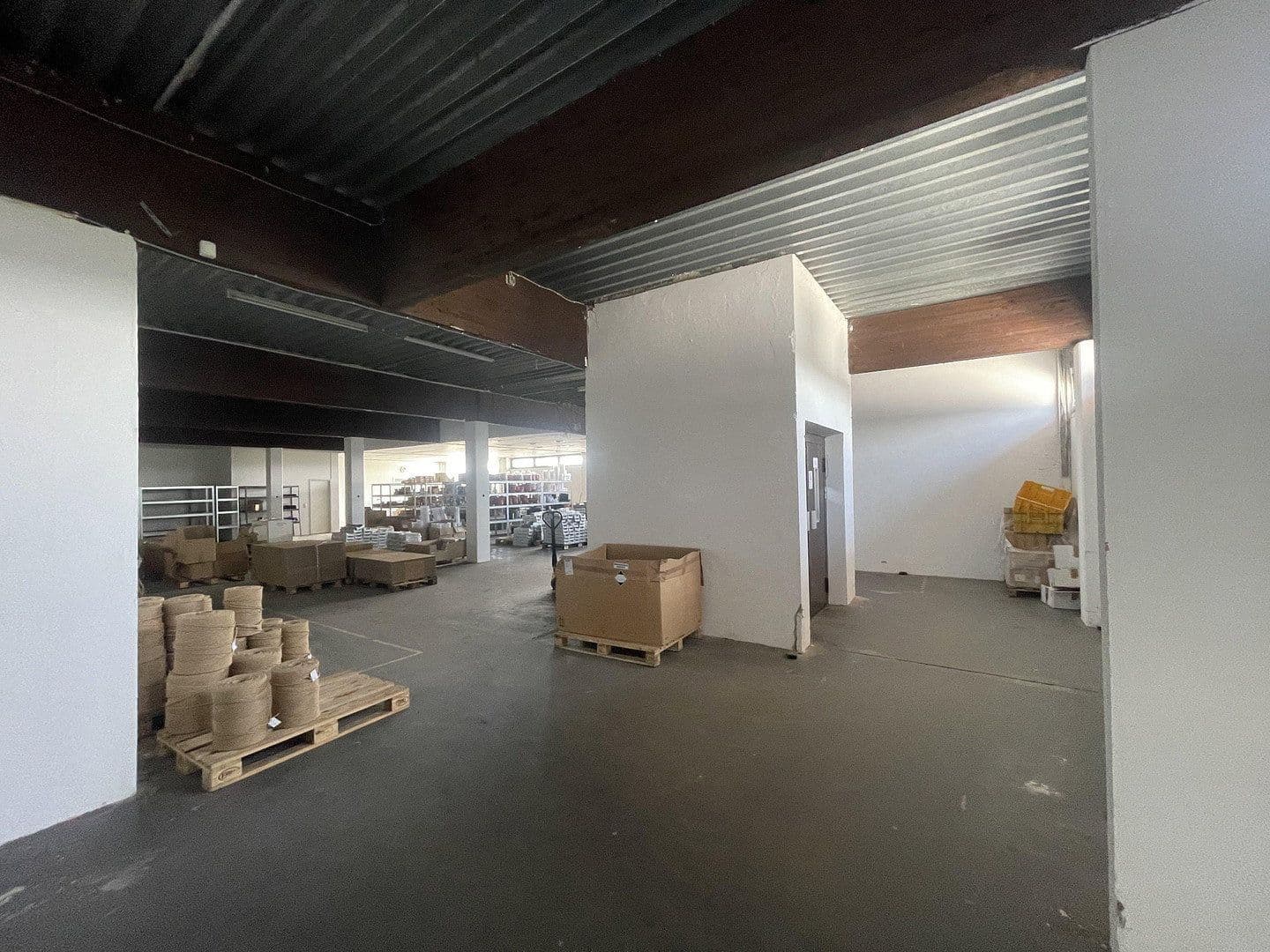 Pronájem nebytového prostoru 734 m², Lauterbachstraße 89, Eggenfelden, Bavorsko Pronájem nebytového prostoru 734 m², Lauterbachstraße 89, Eggenfelden, Bavorsko