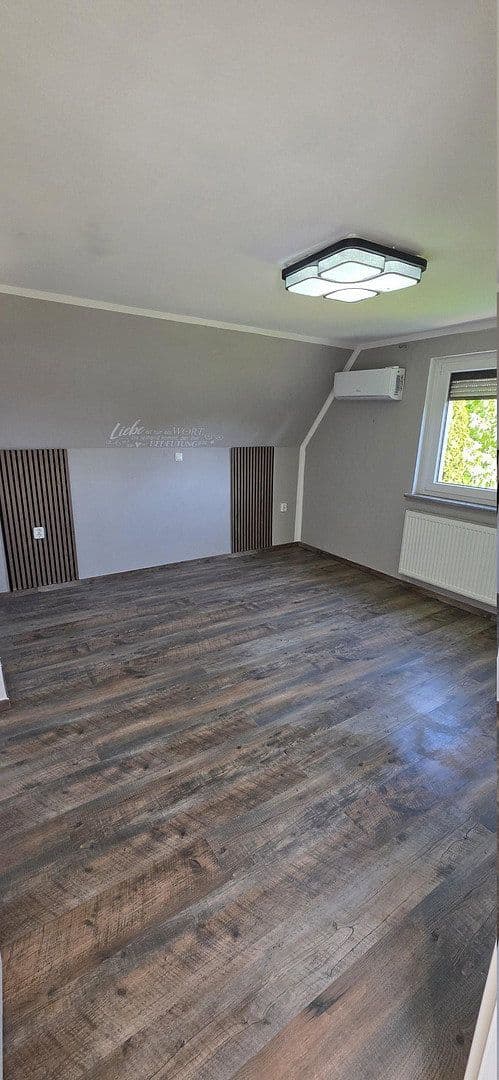 Prodej domu 110 m², pozemek 748 m², Rügenstr. 7, Schortens, Dolní Sasko Prodej domu 110 m², pozemek 748 m², Rügenstr. 7, Schortens, Dolní Sasko