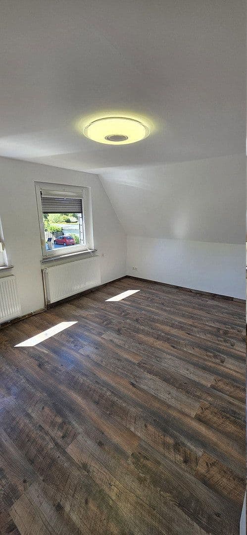 Prodej domu 110 m², pozemek 748 m², Rügenstr. 7, Schortens, Dolní Sasko Prodej domu 110 m², pozemek 748 m², Rügenstr. 7, Schortens, Dolní Sasko