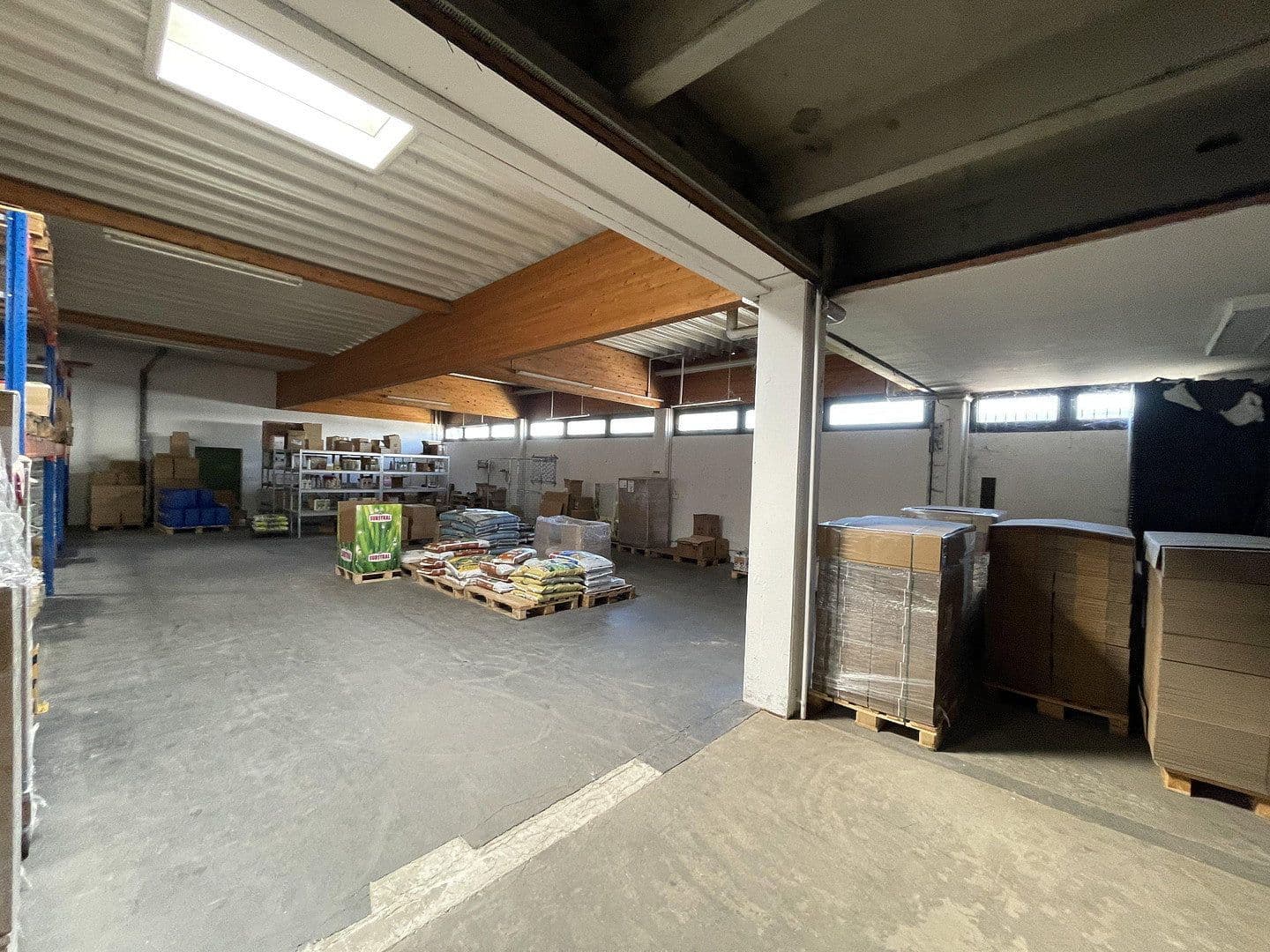 Pronájem nebytového prostoru 1.096 m², Lauterbachstraße 89, Eggenfelden, Bavorsko Pronájem nebytového prostoru 1.096 m², Lauterbachstraße 89, Eggenfelden, Bavorsko