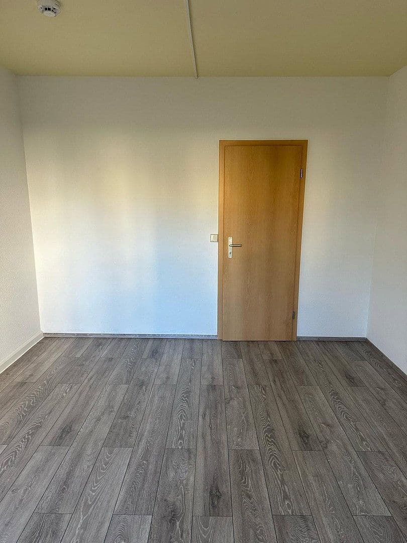 Pronájem bytu 2+1 54 m², Ernst Abbe Str. 16, Gera, Durynsko Pronájem bytu 2+1 54 m², Ernst Abbe Str. 16, Gera, Durynsko