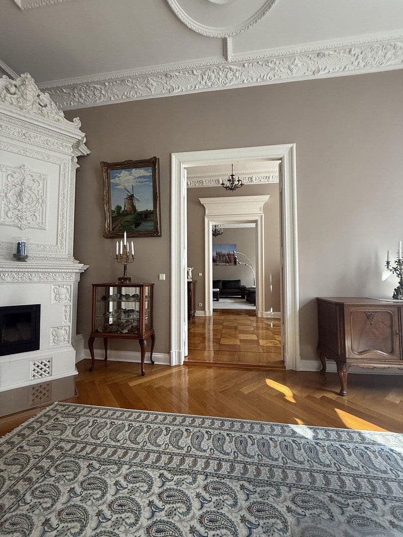 Prodej bytu 7+1 214 m², Berlin, Berlín Prodej bytu 7+1 214 m², Berlin, Berlín