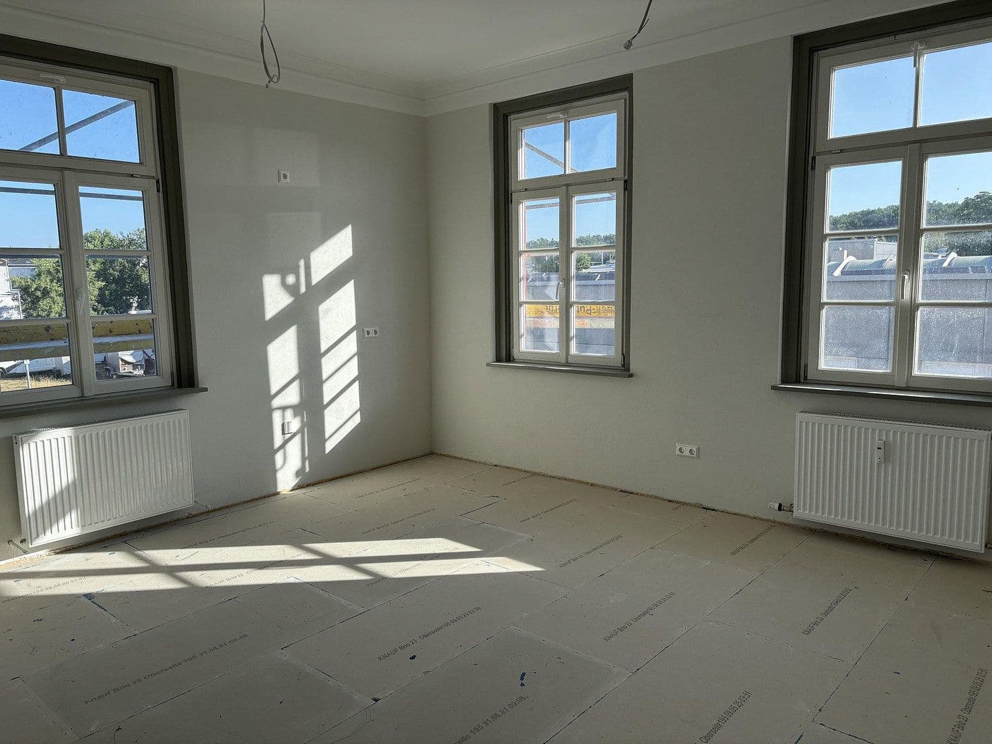 Pronájem bytu 4+1 98 m², Salinenstr.36, Bad Friedrichshall, Bádensko-Württembersko Pronájem bytu 4+1 98 m², Salinenstr.36, Bad Friedrichshall, Bádensko-Württembersko
