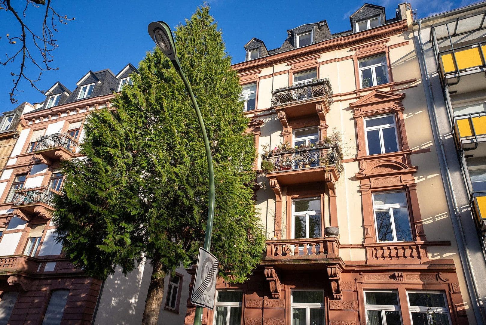 Prodej bytu 3+1 101 m², Günthersburgallee 58, Frankfurt am Main, Hessen Prodej bytu 3+1 101 m², Günthersburgallee 58, Frankfurt am Main, Hessen