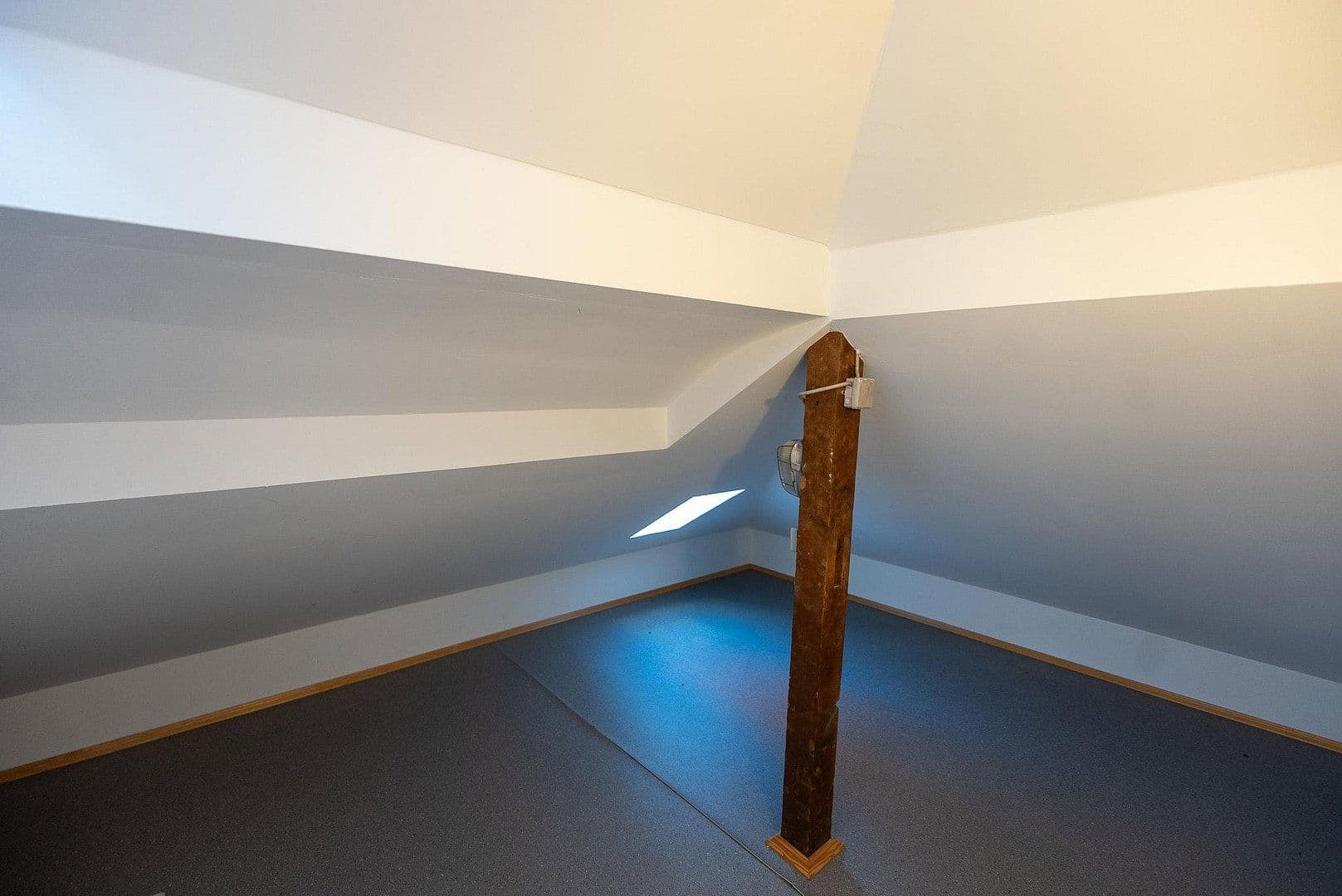 Prodej bytu 3+1 101 m², Günthersburgallee 58, Frankfurt am Main, Hessen Prodej bytu 3+1 101 m², Günthersburgallee 58, Frankfurt am Main, Hessen
