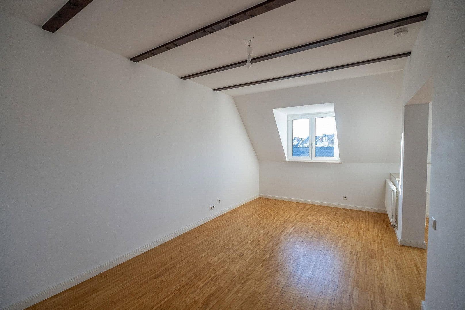 Prodej bytu 3+1 101 m², Günthersburgallee 58, Frankfurt am Main, Hessen Prodej bytu 3+1 101 m², Günthersburgallee 58, Frankfurt am Main, Hessen