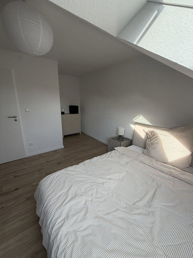 Pronájem bytu 1+1 24 m², Dormagen, Severní Porýní-Vestfálsko Pronájem bytu 1+1 24 m², Dormagen, Severní Porýní-Vestfálsko