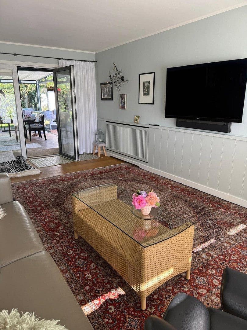 Prodej domu 160 m², pozemek 940 m², Stadum, Šlesvicko-Holštýnsko Prodej domu 160 m², pozemek 940 m², Stadum, Šlesvicko-Holštýnsko