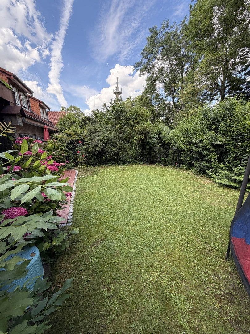 Prodej domu 110 m², pozemek 285 m², Archenholdstrasse 13b, Lippstadt, Severní Porýní-Vestfálsko Prodej domu 110 m², pozemek 285 m², Archenholdstrasse 13b, Lippstadt, Severní Porýní-Vestfálsko