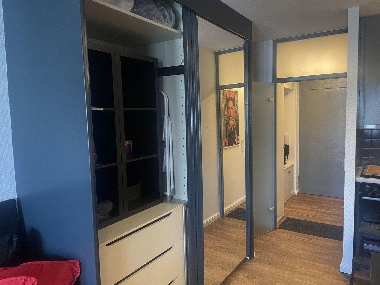 Pronájem bytu 1+1 35 m², Mittlerer Hasenpfad 39, Frankfurt, Hessen Pronájem bytu 1+1 35 m², Mittlerer Hasenpfad 39, Frankfurt, Hessen