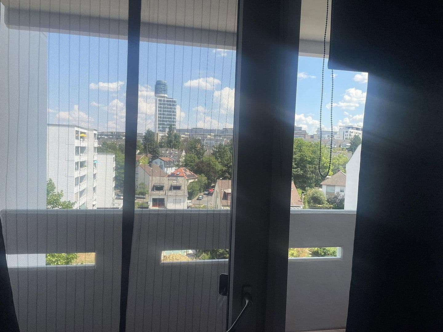 Pronájem bytu 1+1 35 m², Mittlerer Hasenpfad 39, Frankfurt, Hessen Pronájem bytu 1+1 35 m², Mittlerer Hasenpfad 39, Frankfurt, Hessen