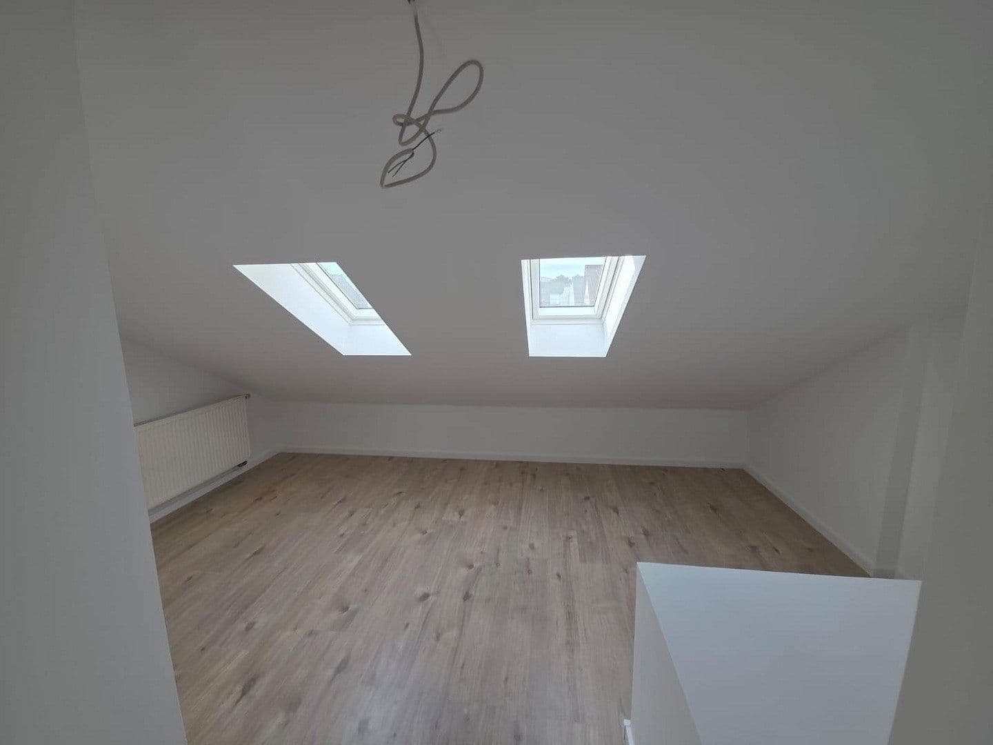 Pronájem domu 120 m², pozemek 212 m², Bad Friedrichshall, Bádensko-Württembersko Pronájem domu 120 m², pozemek 212 m², Bad Friedrichshall, Bádensko-Württembersko