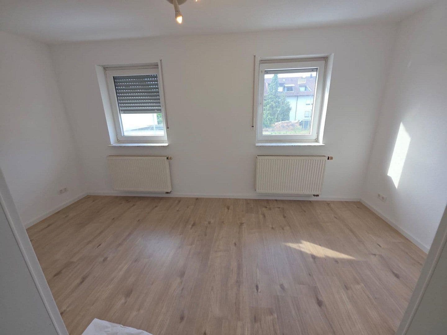 Pronájem domu 120 m², pozemek 212 m², Bad Friedrichshall, Bádensko-Württembersko Pronájem domu 120 m², pozemek 212 m², Bad Friedrichshall, Bádensko-Württembersko