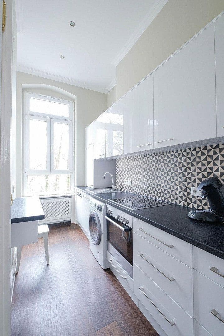 Pronájem bytu 3+1 71 m², Berlin, Berlín Pronájem bytu 3+1 71 m², Berlin, Berlín