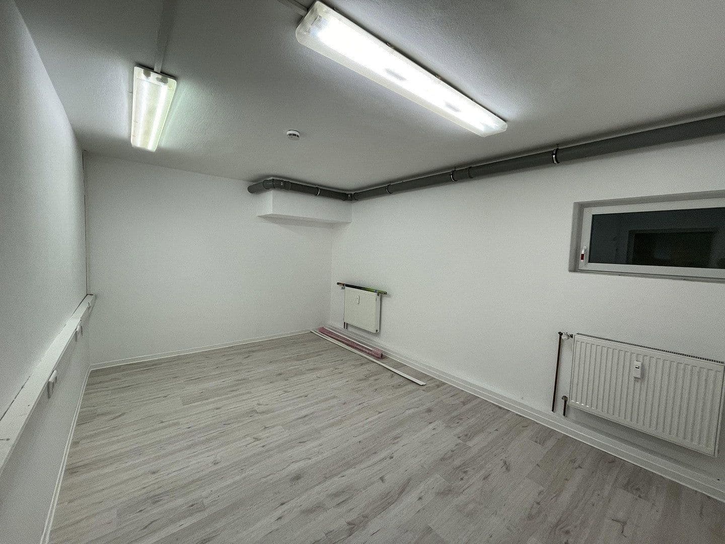 Prodej kanceláře 440 m², Dietzenbach, Hessen Prodej kanceláře 440 m², Dietzenbach, Hessen
