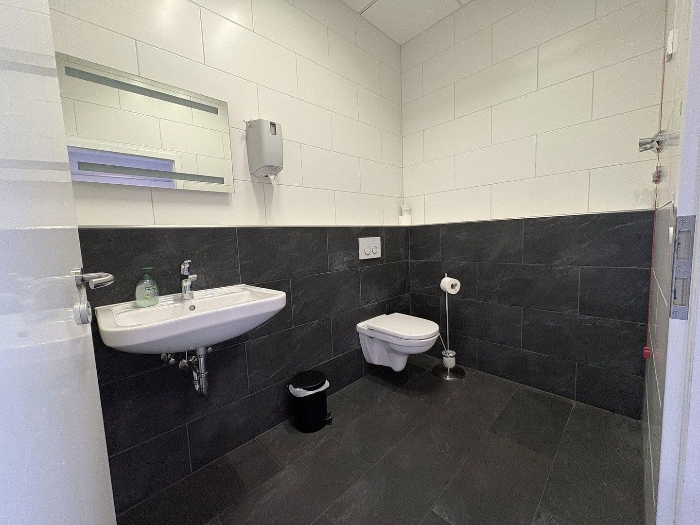 Prodej kanceláře 440 m², Dietzenbach, Hessen Prodej kanceláře 440 m², Dietzenbach, Hessen