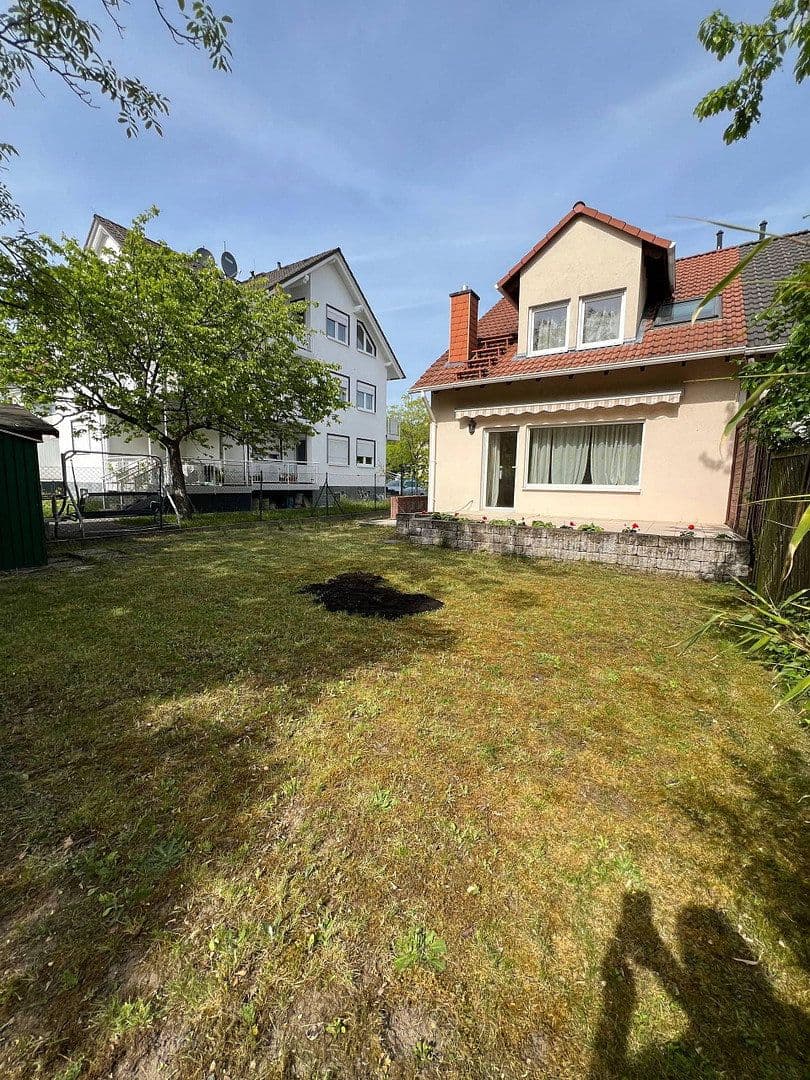 Prodej domu 159 m², pozemek 277 m², Kelsterbach, Hessen Prodej domu 159 m², pozemek 277 m², Kelsterbach, Hessen