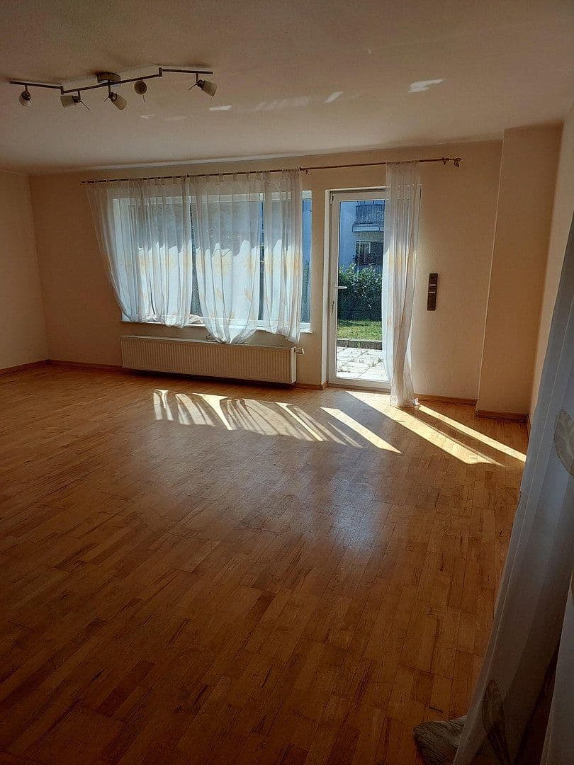 Prodej domu 159 m², pozemek 277 m², Kelsterbach, Hessen Prodej domu 159 m², pozemek 277 m², Kelsterbach, Hessen