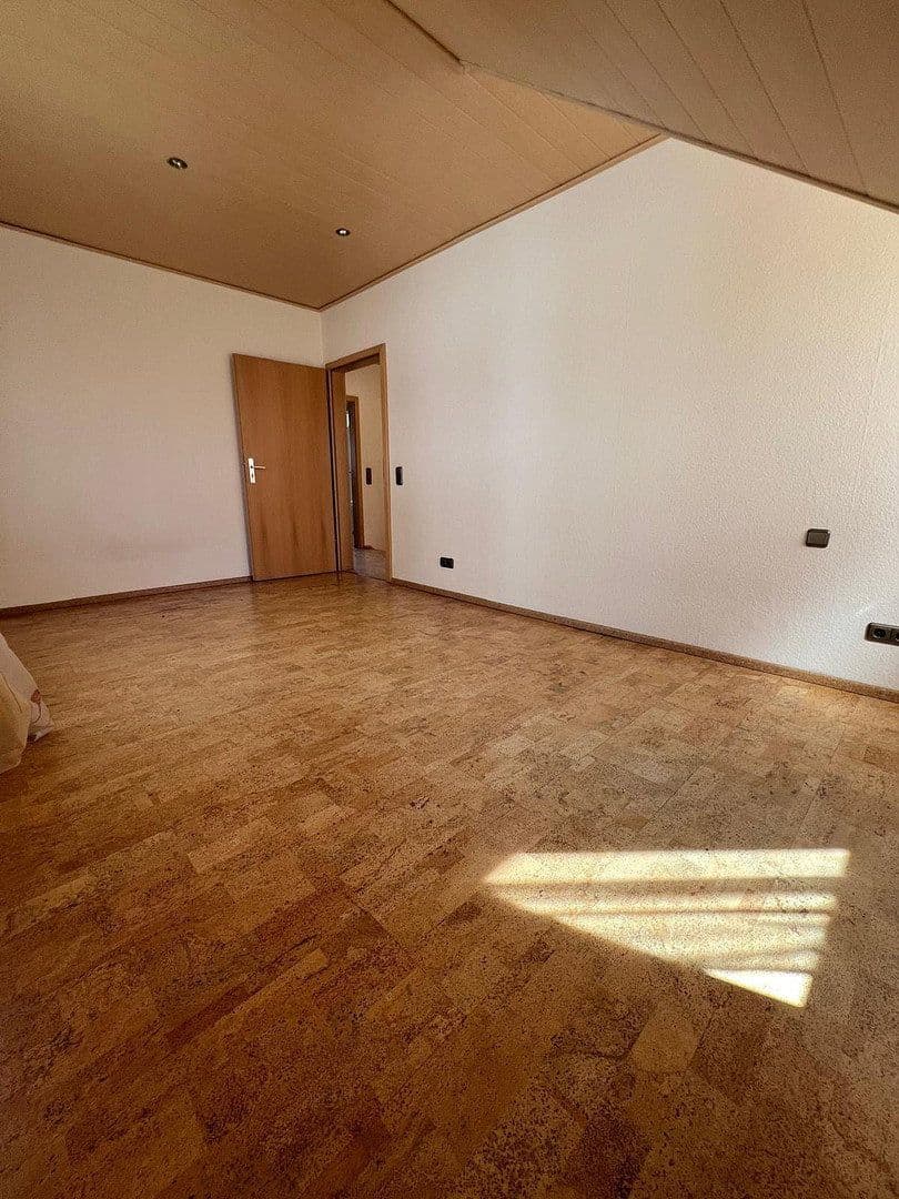 Prodej domu 159 m², pozemek 277 m², Kelsterbach, Hessen Prodej domu 159 m², pozemek 277 m², Kelsterbach, Hessen