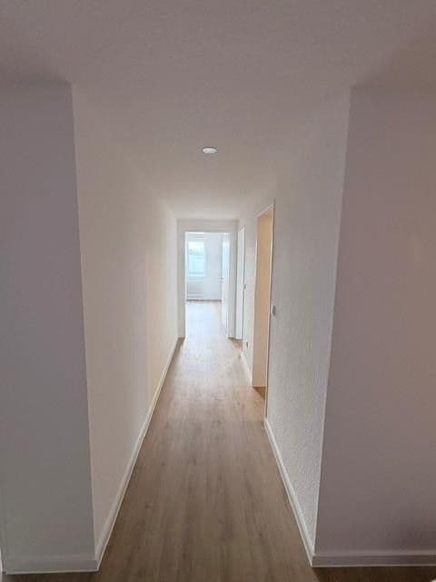 Pronájem bytu 3+1 90 m², Barsinghausen, Dolní Sasko Pronájem bytu 3+1 90 m², Barsinghausen, Dolní Sasko