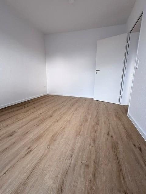 Pronájem bytu 3+1 90 m², Barsinghausen, Dolní Sasko Pronájem bytu 3+1 90 m², Barsinghausen, Dolní Sasko