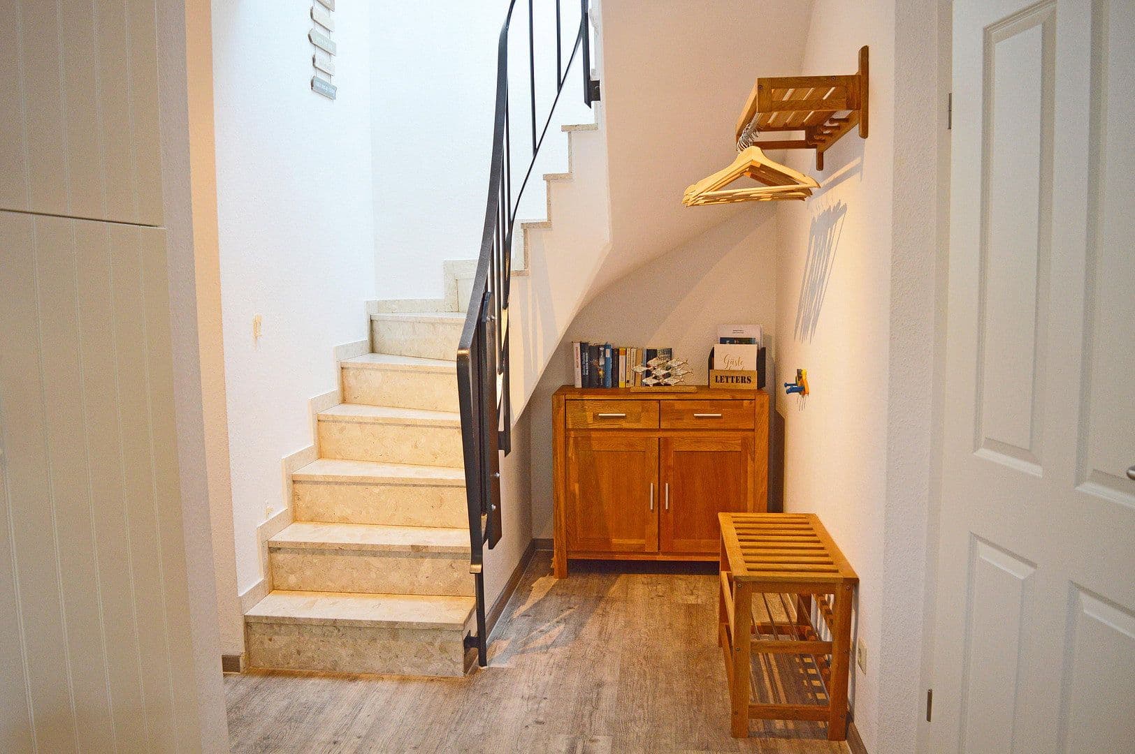 Prodej domu 91 m², pozemek 1.175 m², Zur Lenzer Höh 6, Haus 13, Fünfseen, Mecklenburg-Vorpommern Prodej domu 91 m², pozemek 1.175 m², Zur Lenzer Höh 6, Haus 13, Fünfseen, Mecklenburg-Vorpommern