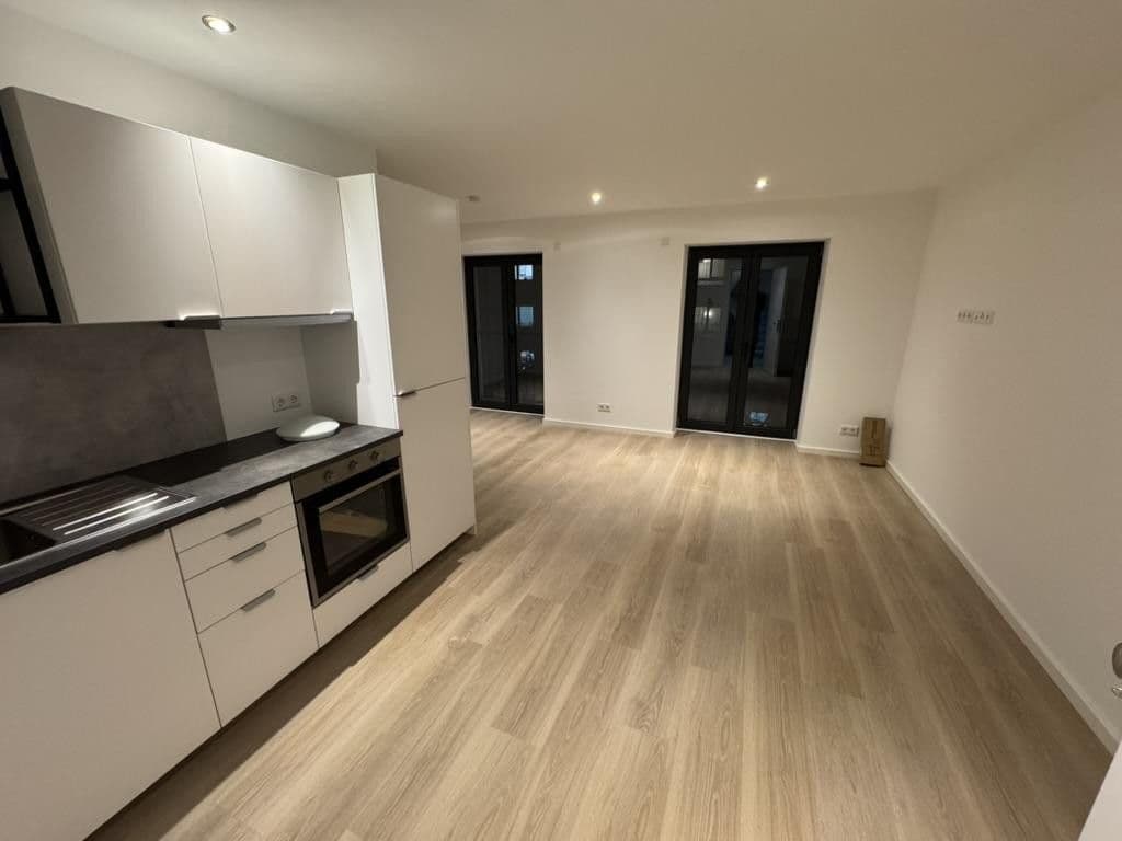 Pronájem bytu 1+1 24 m², Worringer Str. 86, Düsseldorf, Severní Porýní-Vestfálsko Pronájem bytu 1+1 24 m², Worringer Str. 86, Düsseldorf, Severní Porýní-Vestfálsko
