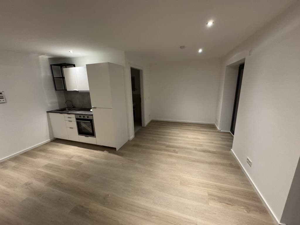 Pronájem bytu 1+1 24 m², Worringer Str. 86, Düsseldorf, Severní Porýní-Vestfálsko Pronájem bytu 1+1 24 m², Worringer Str. 86, Düsseldorf, Severní Porýní-Vestfálsko