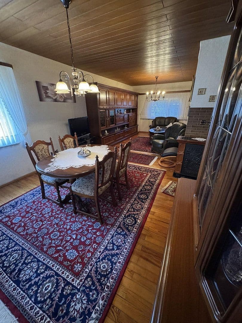 Prodej domu 151 m², pozemek 485 m², Schiffweiler, Země Sársko Prodej domu 151 m², pozemek 485 m², Schiffweiler, Země Sársko
