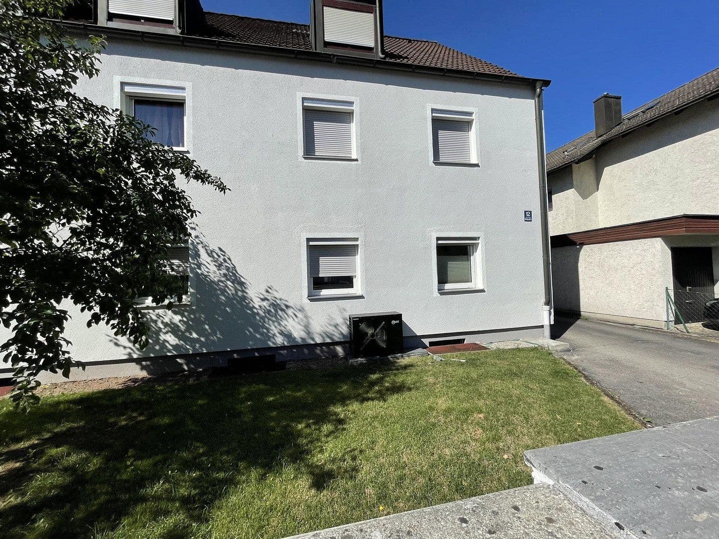 Pronájem bytu 2+1 45 m², Max-Rothschild-Straße 12, München, Bavorsko Pronájem bytu 2+1 45 m², Max-Rothschild-Straße 12, München, Bavorsko