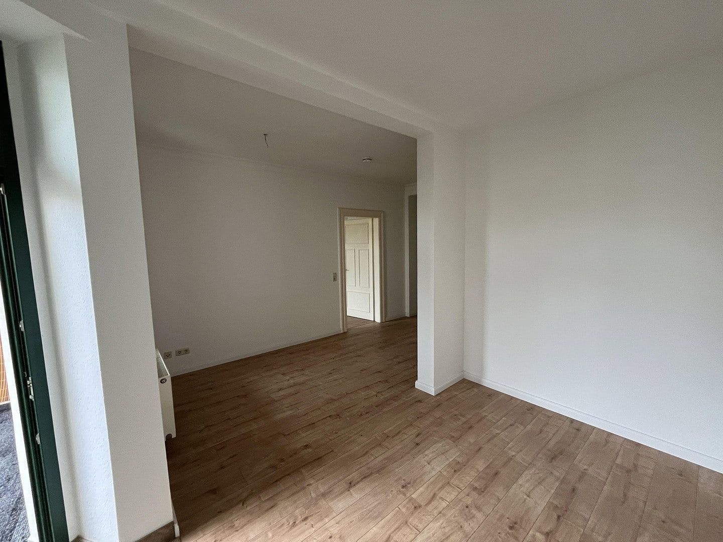 Pronájem bytu 2+1 47 m², Eilenburger Straße 33, Leipzig, Sasko Pronájem bytu 2+1 47 m², Eilenburger Straße 33, Leipzig, Sasko