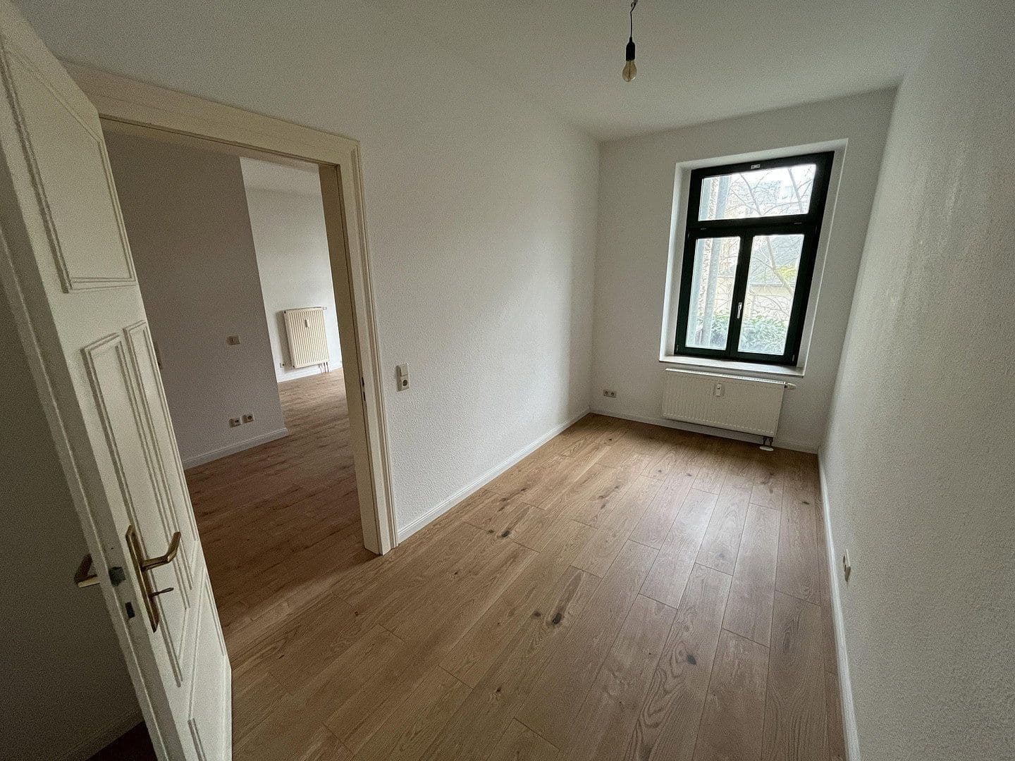 Pronájem bytu 2+1 47 m², Eilenburger Straße 33, Leipzig, Sasko Pronájem bytu 2+1 47 m², Eilenburger Straße 33, Leipzig, Sasko