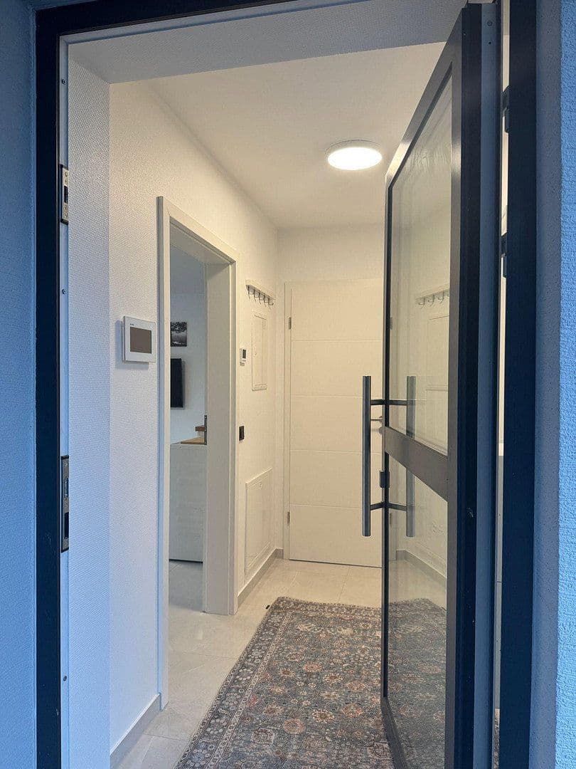 Pronájem bytu 1+1 33 m², Leverkusen, Severní Porýní-Vestfálsko Pronájem bytu 1+1 33 m², Leverkusen, Severní Porýní-Vestfálsko