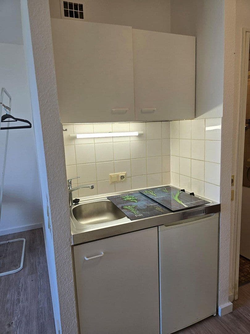 Pronájem bytu 1+1 19 m², Richard-Schirrmann-Straße 8-10, Mainz, Porýní-Falc Pronájem bytu 1+1 19 m², Richard-Schirrmann-Straße 8-10, Mainz, Porýní-Falc