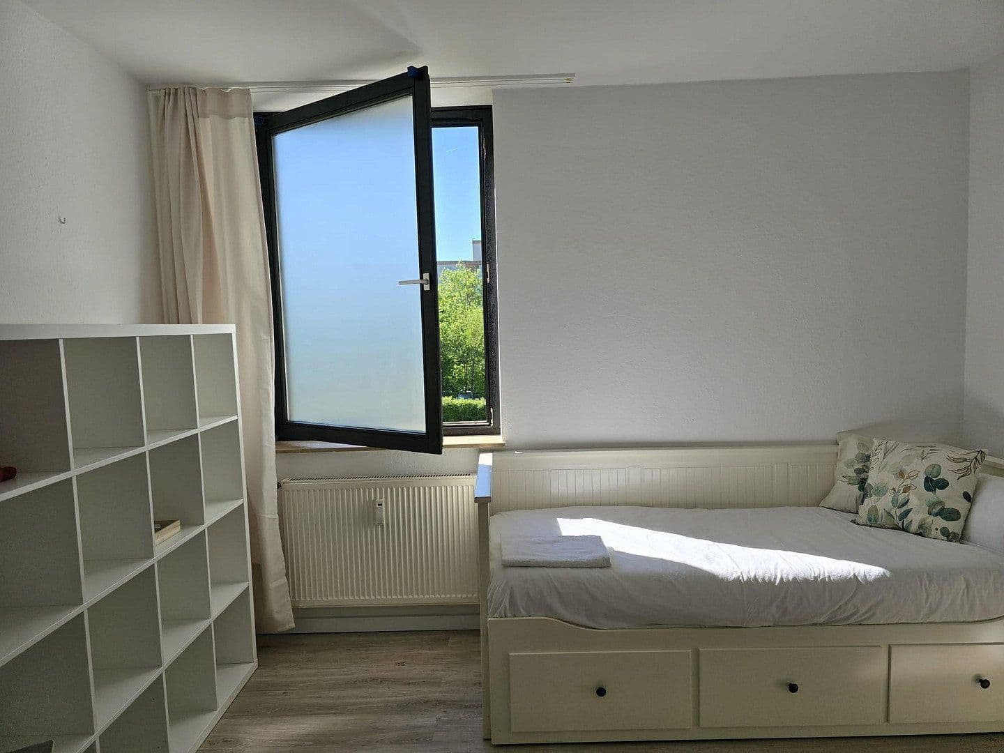 Pronájem bytu 1+1 19 m², Richard-Schirrmann-Straße 8-10, Mainz, Porýní-Falc Pronájem bytu 1+1 19 m², Richard-Schirrmann-Straße 8-10, Mainz, Porýní-Falc