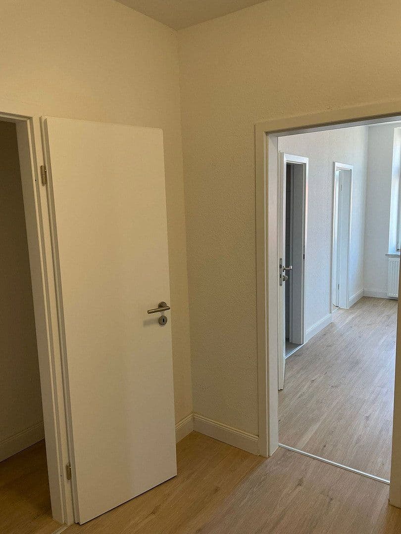Pronájem bytu 1+1 26 m², Wurzner Straße 77B, Leipzig, Sasko Pronájem bytu 1+1 26 m², Wurzner Straße 77B, Leipzig, Sasko
