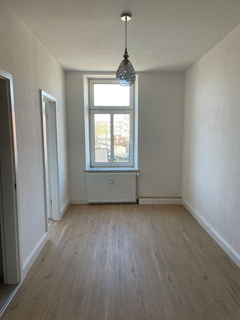 Pronájem bytu 1+1 26 m², Wurzner Straße 77B, Leipzig, Sasko Pronájem bytu 1+1 26 m², Wurzner Straße 77B, Leipzig, Sasko