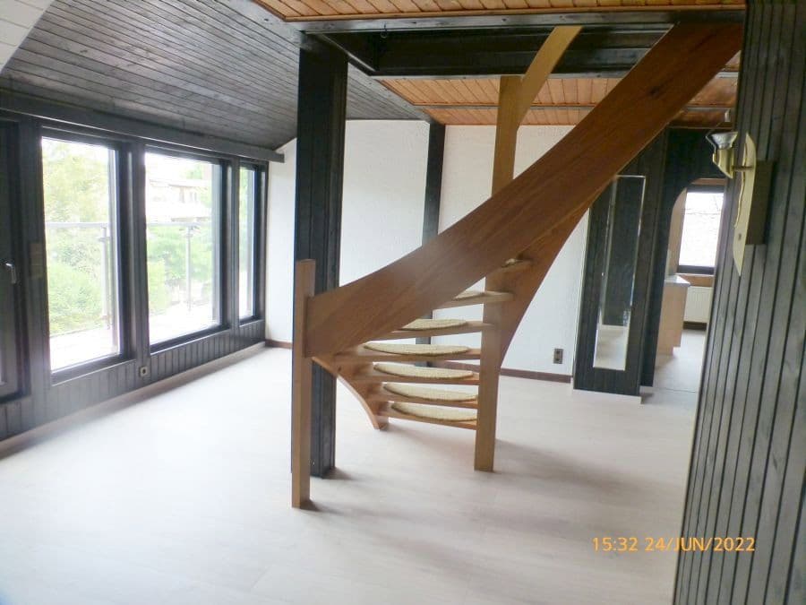 Pronájem bytu 2+kk 90 m², Niedernhausen, Hessen Pronájem bytu 2+kk 90 m², Niedernhausen, Hessen