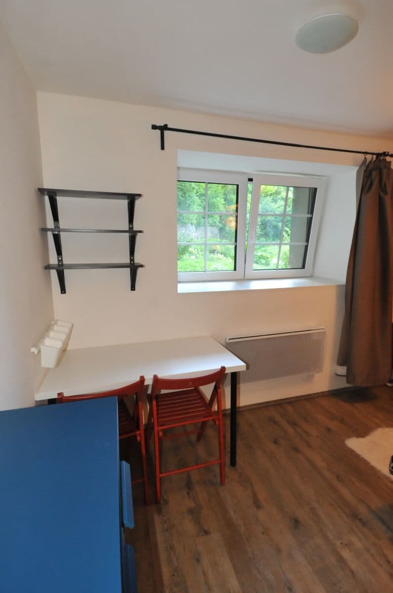 Pronájem bytu 1+kk 20 m², Na Cikánce, Praha, Praha Pronájem bytu 1+kk 20 m², Na Cikánce, Praha, Praha