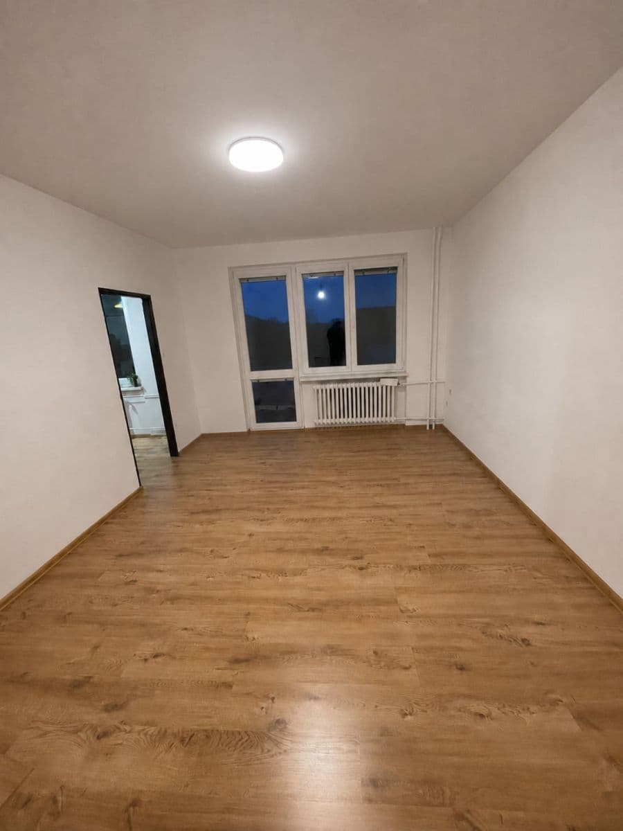 Pronájem bytu 1+1 37 m², V Rybníkách, Háj ve Slezsku, Moravskoslezský kraj Pronájem bytu 1+1 37 m², V Rybníkách, Háj ve Slezsku, Moravskoslezský kraj