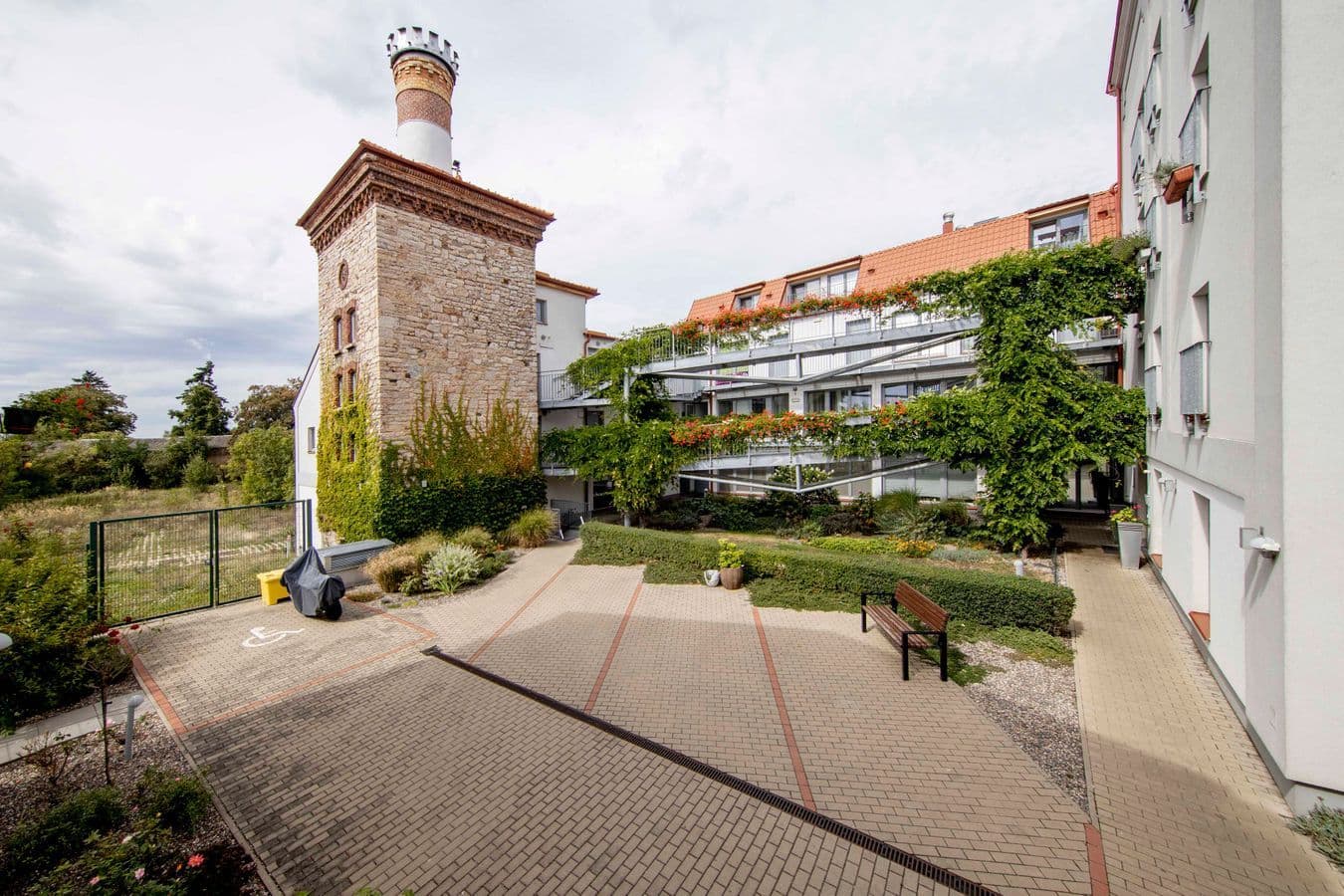 Pronájem bytu 1+kk 35 m², U Sladovny, Praha, Praha Pronájem bytu 1+kk 35 m², U Sladovny, Praha, Praha